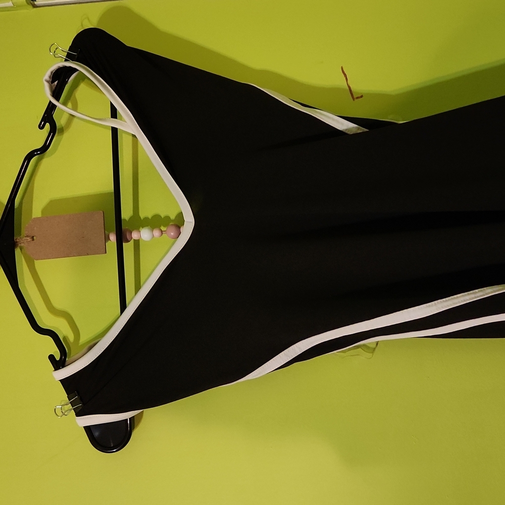 Jumpsuit - Picture 4 of 4